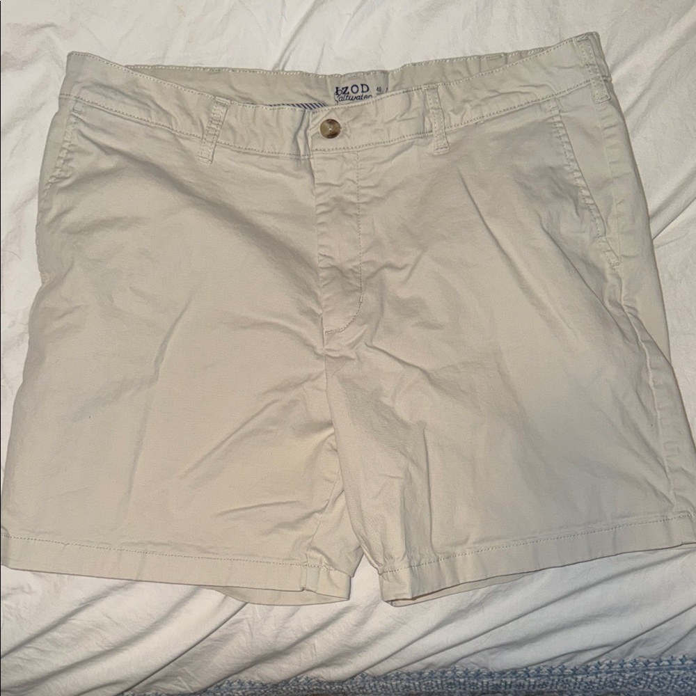 Izod Saltwater Stretch Men's Cream Shorts size 40 7in inseam